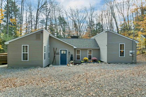 39 Snow King Road, Woodstock, NH, 03262 | Card Image
