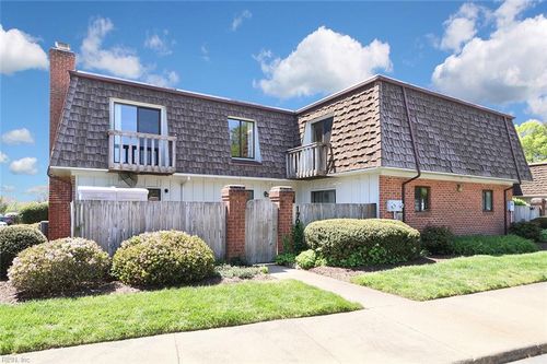 1705 Ocean Bay Dr, Virginia Beach, VA, 23454-6810 | Card Image