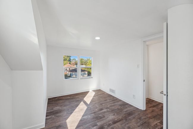 15_Interior | Image 16