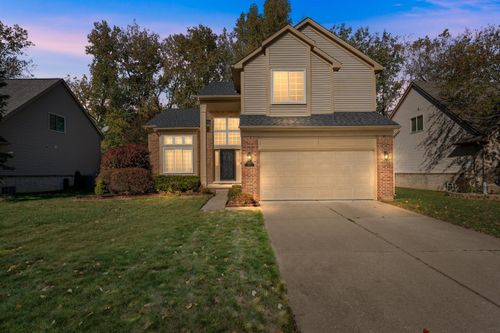 29836 Bobrich St, Livonia, MI, 48152-4540 | Card Image