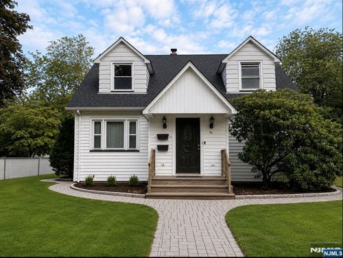 87 Boll St, Clifton, NJ, 07014-1501 | Card Image