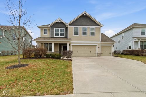 12684 Castle Pine Dr, Noblesville, IN, 46060-9705 | Card Image