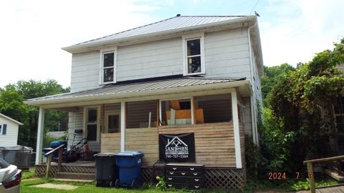 361 Fort St, Nelsonville, OH, 45764-1073 | Card Image