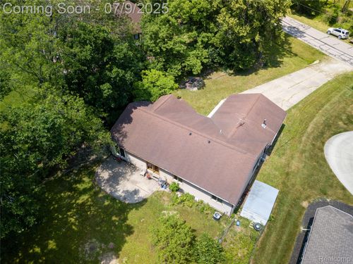 3580 Hazelton Ave, Rochester Hills, MI, 48307-5011 | Card Image