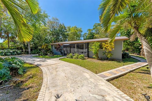 22908 Sw 155th Ave, Miami, FL, 33170-6933 | Card Image