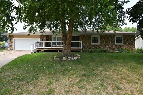 457 Avon Ct, Colona, IL, 61241-9643 | Card Image