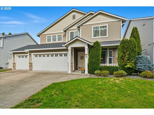 2112 Nw 10th St, Battle Ground, WA, 98604-4762 | Card Image