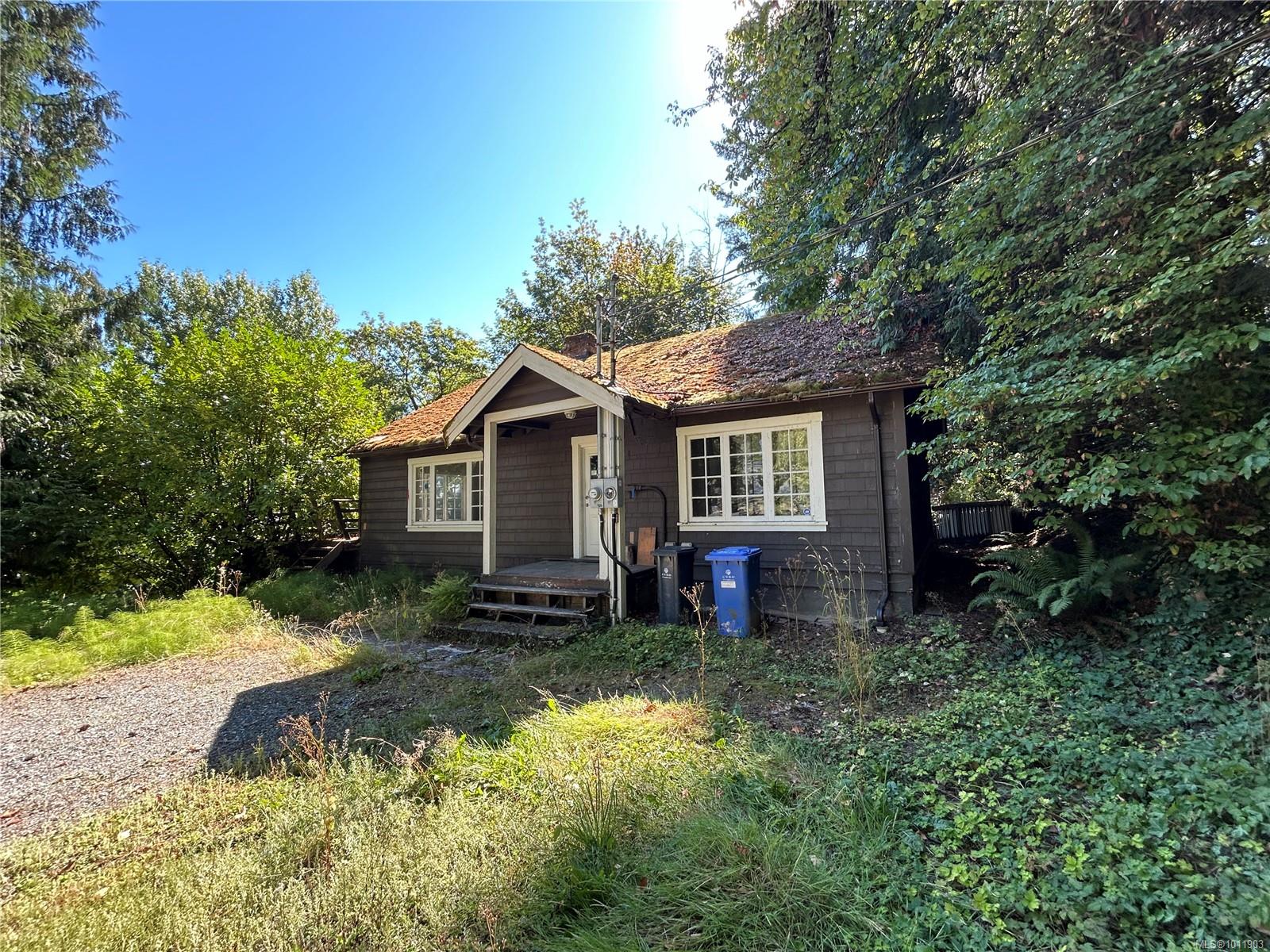 Commercial Sale in Duncan 4