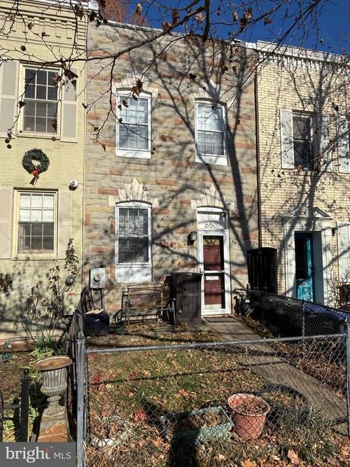 650 E St Se, WASHINGTON, DC, 20003-4286 | Card Image