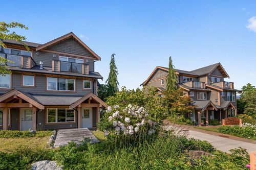 3-728 Gibsons Way, Gibsons, BC, V0N1V9 | Card Image