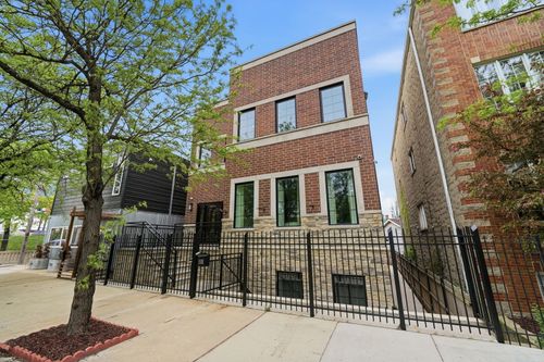 1443 Cleaver St, Chicago, IL, 60642-2332 | Card Image