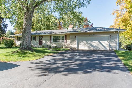 63862 32nd St, Lawton, MI, 49065-7459 | Card Image