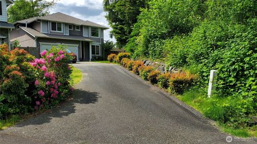 322 119th Drive Se, Lake Stevens, WA, 98258 | Card Image