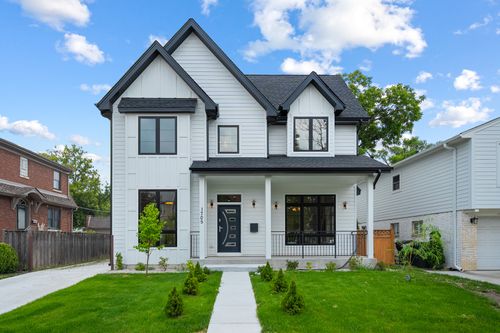 1705 S Prospect Ave, Park Ridge, IL, 60068-5352 | Card Image