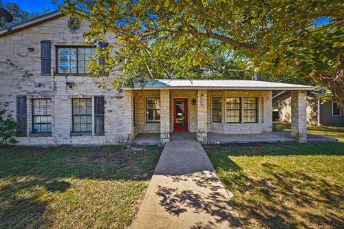 1005 4th St, Blanco, TX, 78606-5900 | Card Image