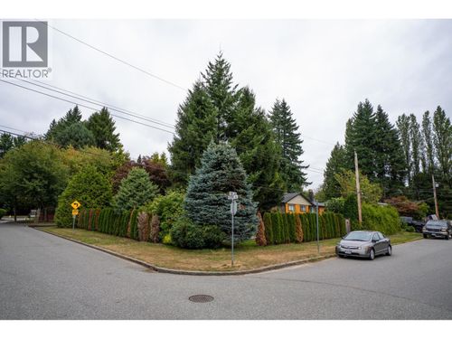 20955 118 Ave, Maple Ridge, BC, V2X2M6 | Card Image
