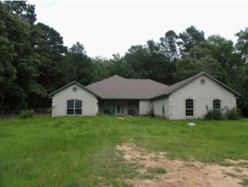 4924 W Oak St, Palestine, TX, 75801-2116 | Card Image