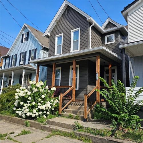 906 11th St, New Brighton, PA, 15066-1622 | Card Image