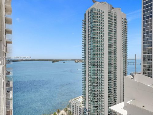apt-3309-1200 Brickell Bay Dr, Miami, FL, 33131-3270 | Card Image