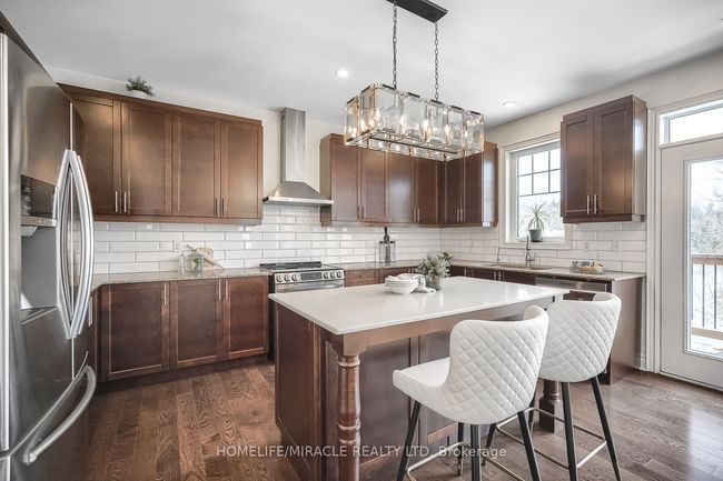 49 Benson Ave, House other with 6 bedrooms, 5 bathrooms and 7 parking in Mono ON | Image 8
