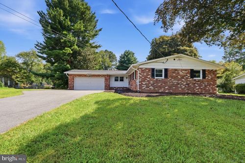 12224 Major Dr, GERMANTOWN, MD, 20876-4027 | Card Image