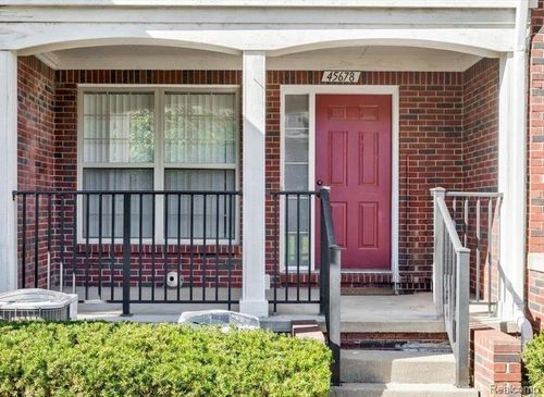 45678 Kennedy Ave, Shelby Twp, MI, 48315-6095 | Card Image