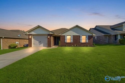 113 Fields Pond Dr, Madison, AL, 35756-8292 | Card Image