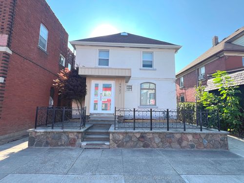 4927 Victoria Ave, Niagara Falls, ON, L2E4C7 | Card Image