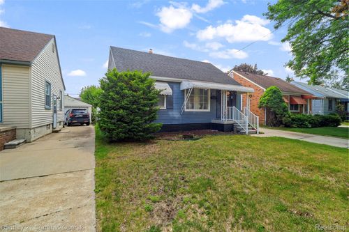 4155 Syracuse St, Dearborn Heights, MI, 48125-2118 | Card Image