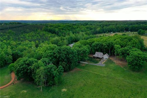258 Peaceful Lane, Cascade, VA, 24069 | Card Image