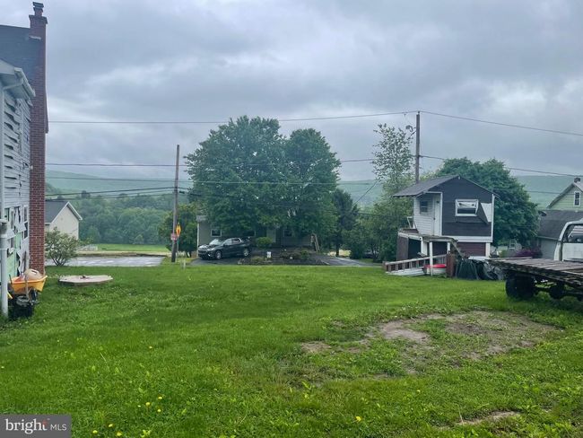 801 Main St, House other with 3 bedrooms, 2 bathrooms and null parking in ZION GROVE PA | Image 10