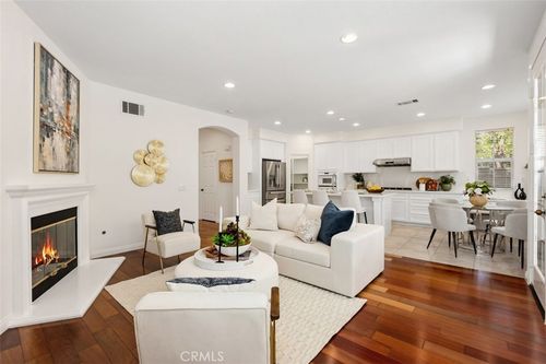 152 Treehouse, Irvine, CA, 92603-0691 | Card Image