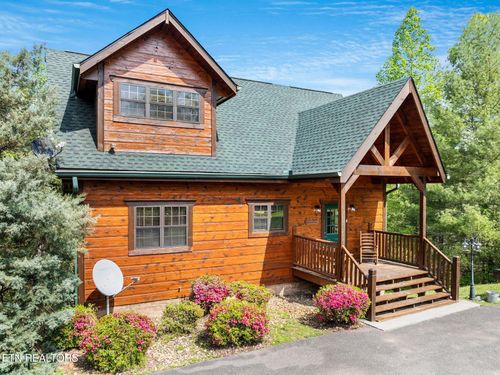 1268 Serenity Ln, Sevierville, TN, 37876 | Card Image