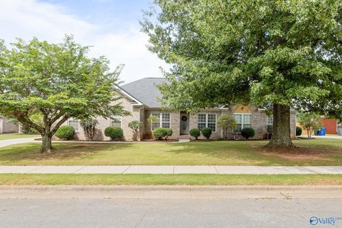 210 Pennsylvania Ave, Madison, AL, 35758-6271 | Card Image