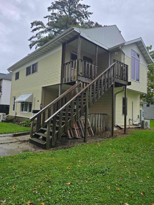119 N Madison Street, Stoughton, WI, 53589 | Card Image
