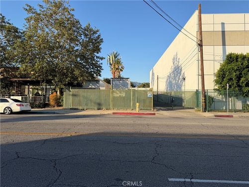1423 Truman St, San Fernando, CA, 91340 | Card Image