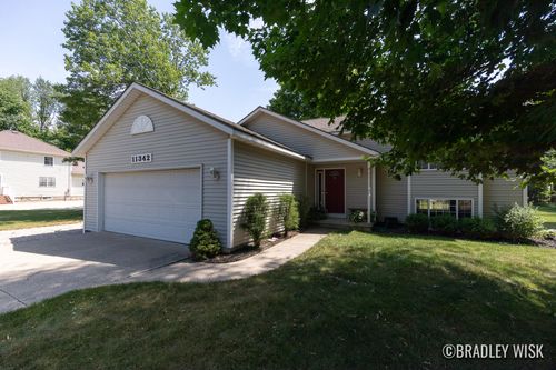 11342 56th Ave, Allendale, MI, 49401-9158 | Card Image
