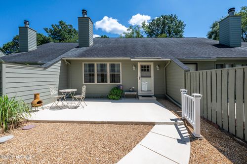 118 Ashley Pl, New Bern, NC, 28562-3537 | Card Image