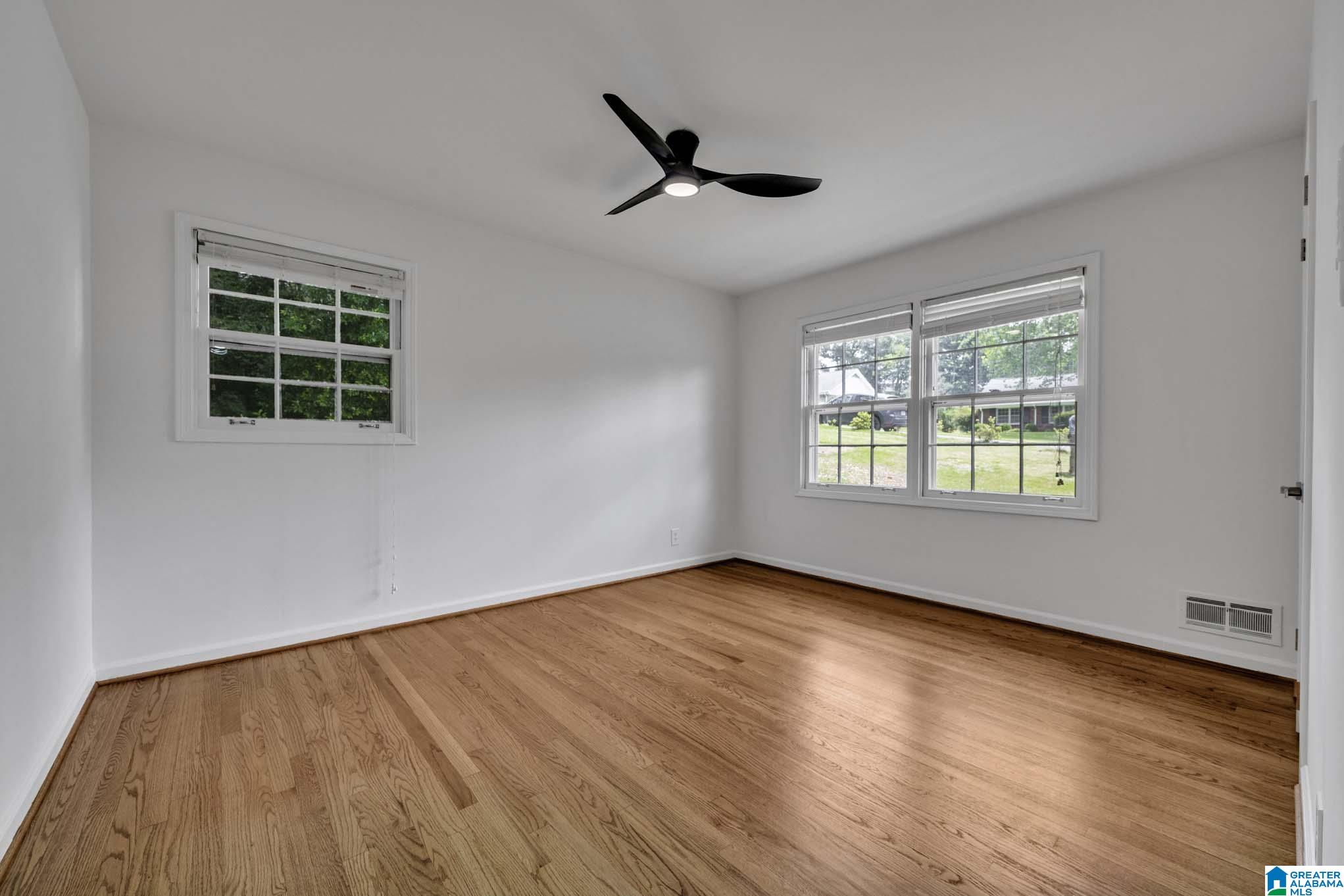 Residential in VESTAVIA HILLS 4