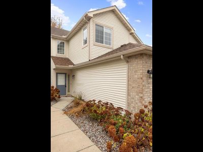 2404 - 4189 Running Brook Road, Townhouse with 2 bedrooms, 2 bathrooms and null parking in Eagan MN | Image 3