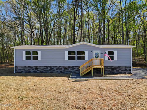 6695 W Allens Bridge Rd, Greeneville, TN, 37743-1802 | Card Image