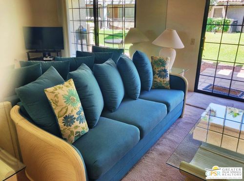 ee165-2701 E Mesquite Ave Unit Ee165 Avenue, Palm Springs, CA, 92264 | Card Image