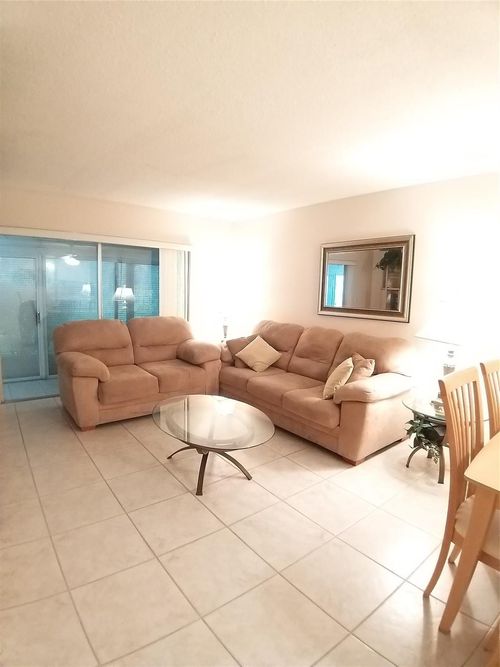 apt-108-4700 Washington St, Hollywood, FL, 33021-7658 | Card Image