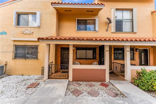 103-2765 W 61st Pl, Hialeah, FL, 33016-6017 | Card Image