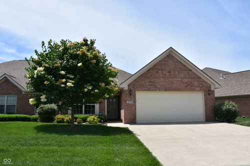 4765 W Harrisburg Court, New Palestine, IN, 46163 | Card Image