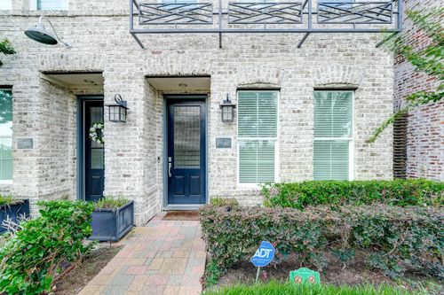 8648 Emnora Ln, Houston, TX, 77080-6204 | Card Image
