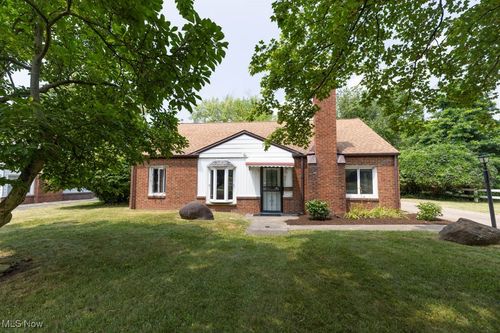4011 Lancaster Rd, South Euclid, OH, 44121-2340 | Card Image