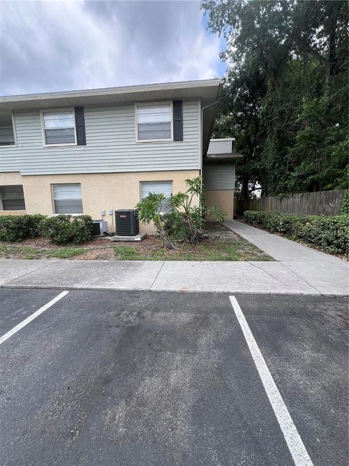 226-226 Thorn Tree Pl, BRANDON, FL, 33510-4359 | Card Image