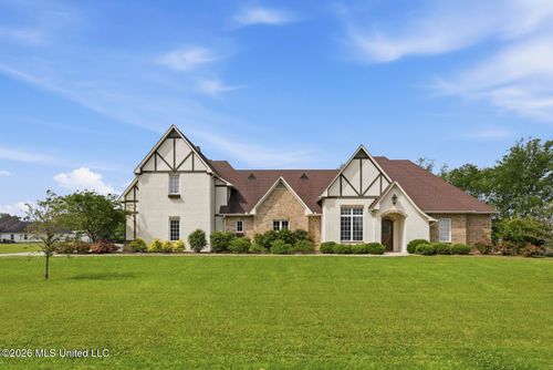 613 Three Prong Road, Brandon, MS, 39047 | Card Image