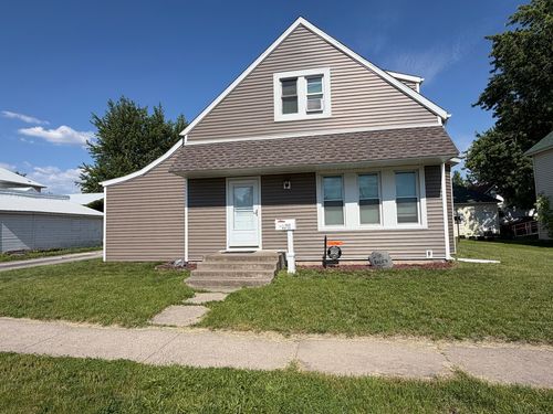 1511 4th St, Fulton, IL, 61252-1739 | Card Image